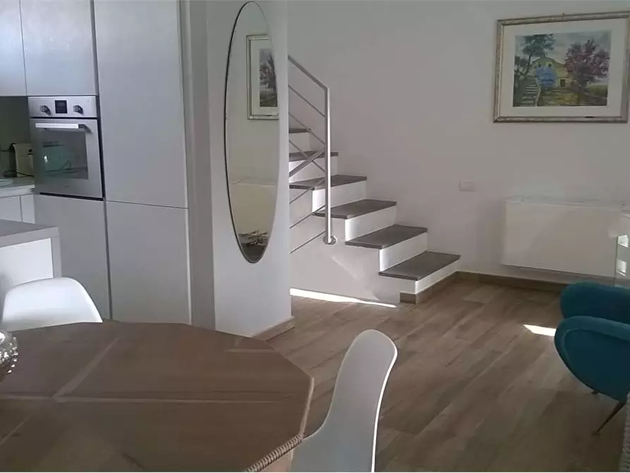 Immagine 10 di Villetta a schiera in affitto  in Via Civitali a Forte Dei Marmi