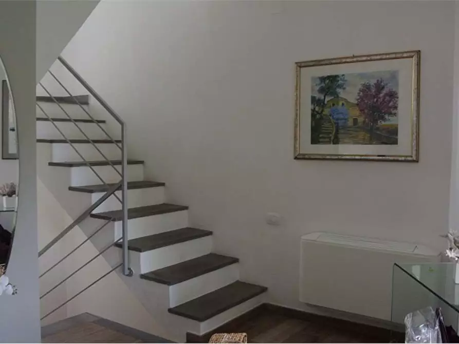 Immagine 23 di Villetta a schiera in affitto  in Via Civitali a Forte Dei Marmi