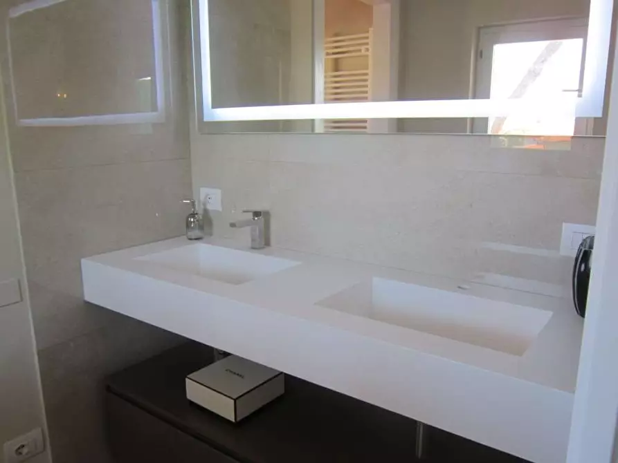 Immagine 30 di Villetta a schiera in affitto  in Via Civitali a Forte Dei Marmi