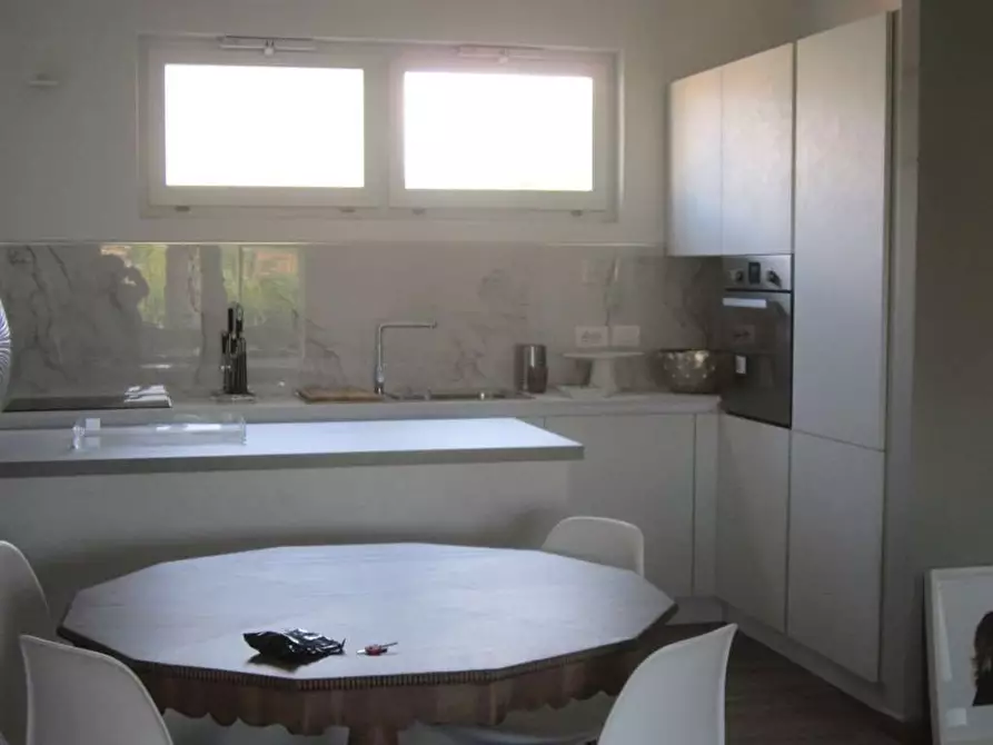 Immagine 34 di Villetta a schiera in affitto  in Via Civitali a Forte Dei Marmi