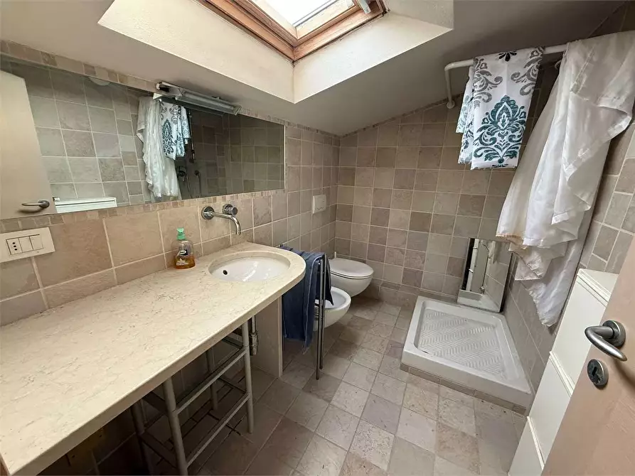 Immagine 22 di Appartamento in affitto  in Via Fiumetto a Seravezza