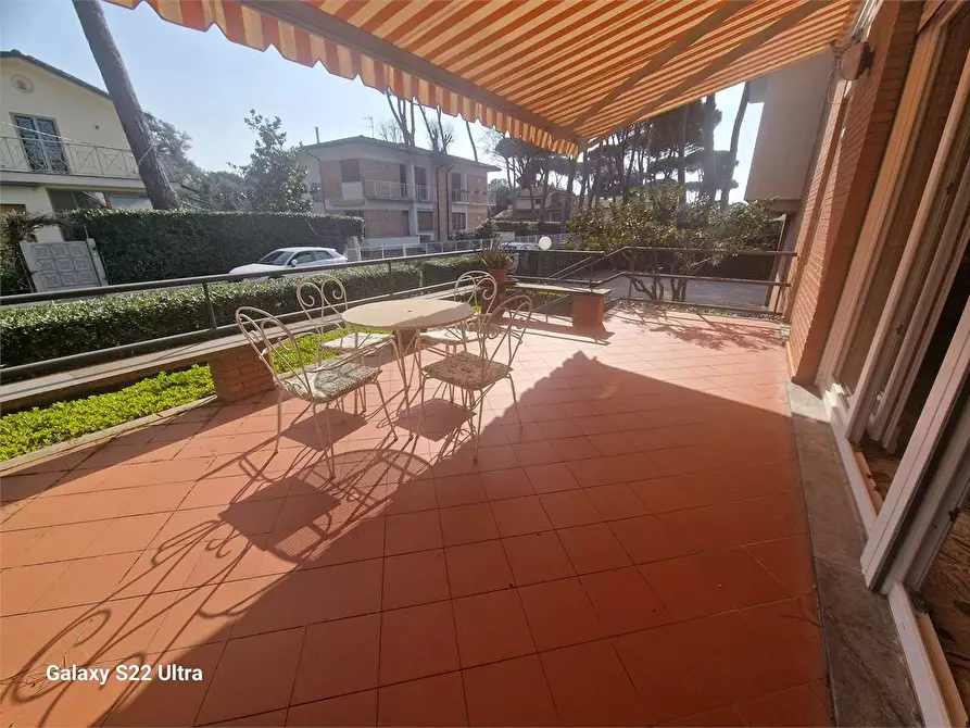 Immagine 10 di Villa in affitto  in Via Del Ghirlandaio a Pietrasanta