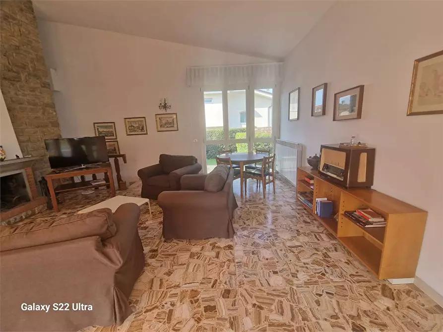 Immagine 14 di Villa in affitto  in Via Del Ghirlandaio a Pietrasanta