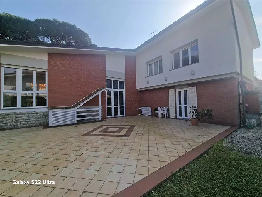 Immagine 42 di Villa in affitto  in Via Del Ghirlandaio a Pietrasanta