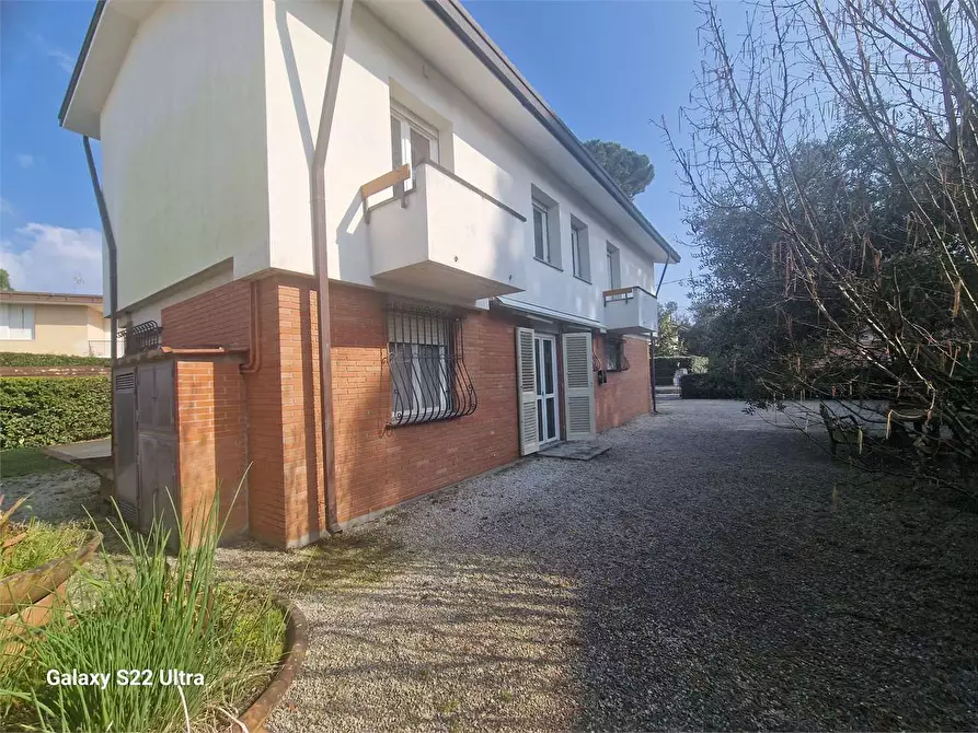 Immagine 43 di Villa in affitto  in Via Del Ghirlandaio a Pietrasanta