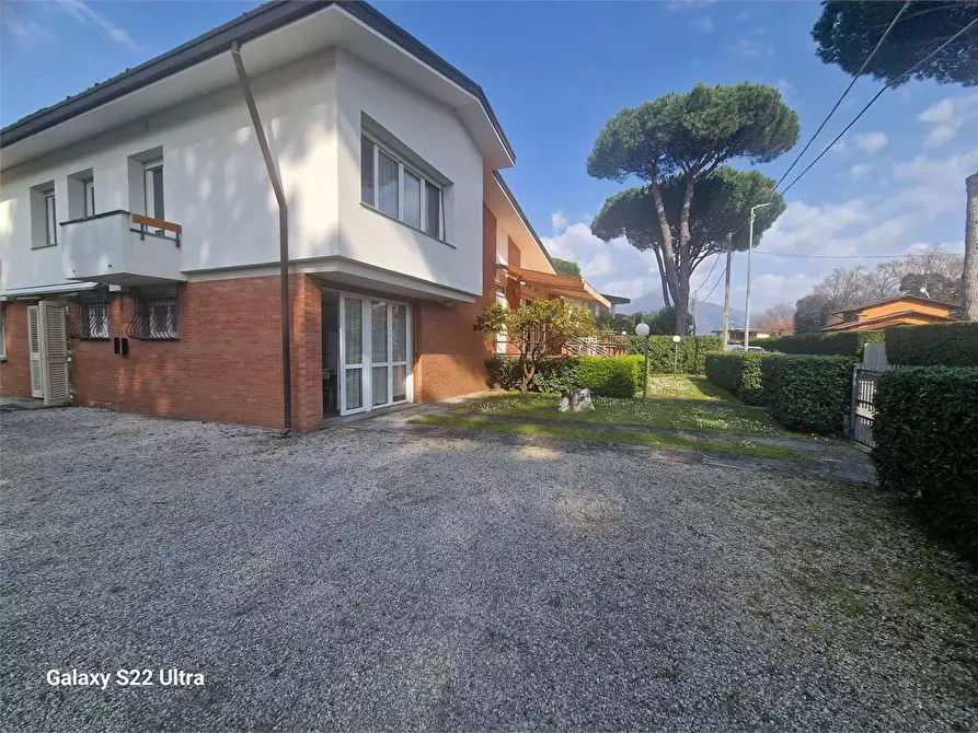 Immagine 48 di Villa in affitto  in Via Del Ghirlandaio a Pietrasanta