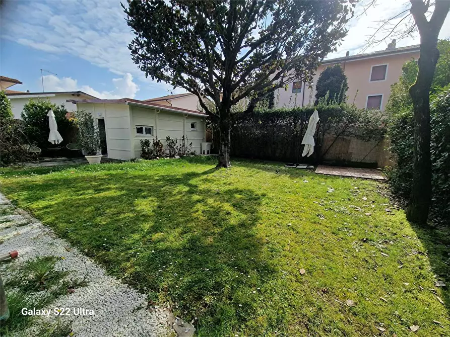 Immagine 34 di Villa in vendita  in Via Bruno Toni a Forte Dei Marmi