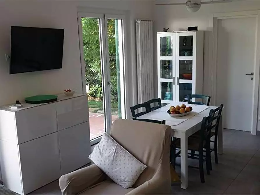 Immagine 11 di Casa bifamiliare in affitto  in Via Dei Medici a Forte Dei Marmi