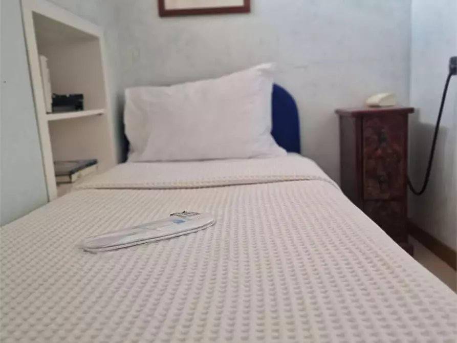 Immagine 17 di Casa bifamiliare in affitto  in Via Raffaele de Grada a Forte Dei Marmi