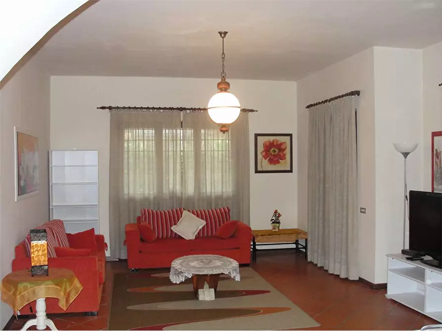 Immagine 6 di Casa bifamiliare in vendita  in Via Mascagni a Forte Dei Marmi