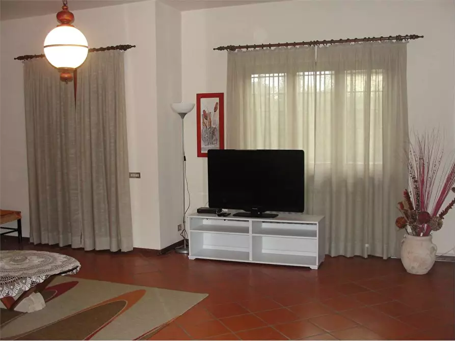 Immagine 7 di Casa bifamiliare in vendita  in Via Mascagni a Forte Dei Marmi