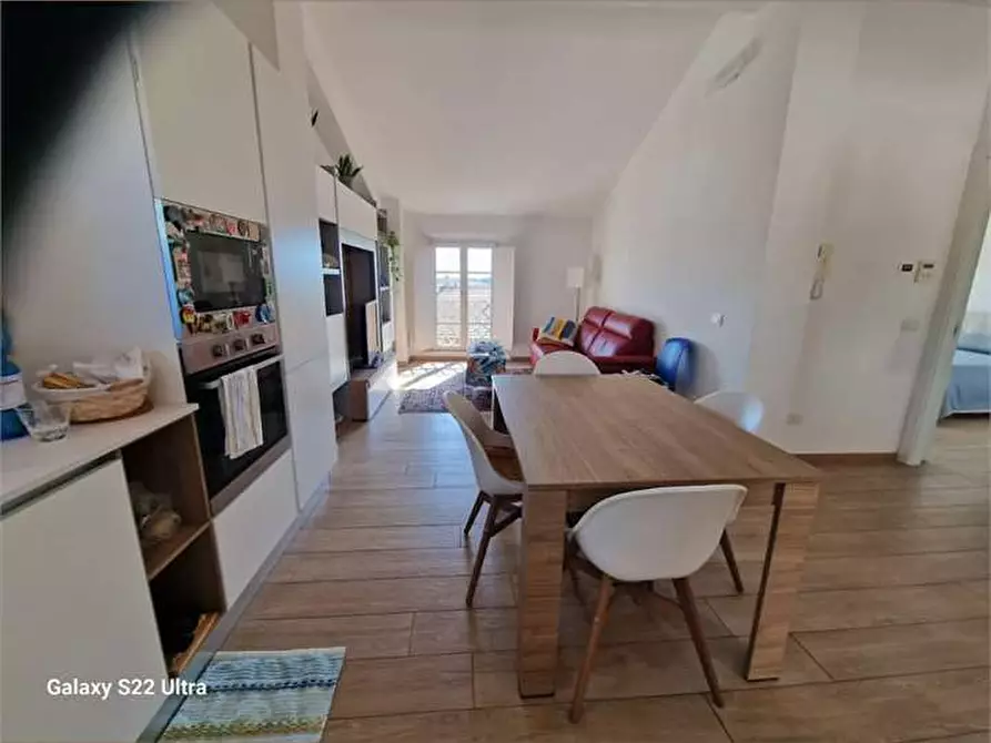 Immagine 3 di Appartamento in vendita  in Via  Oberdan a Pietrasanta