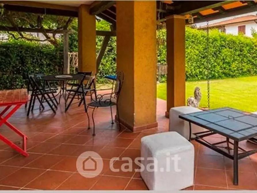Immagine 6 di Villa in vendita  in Via Scassi carli a Forte Dei Marmi
