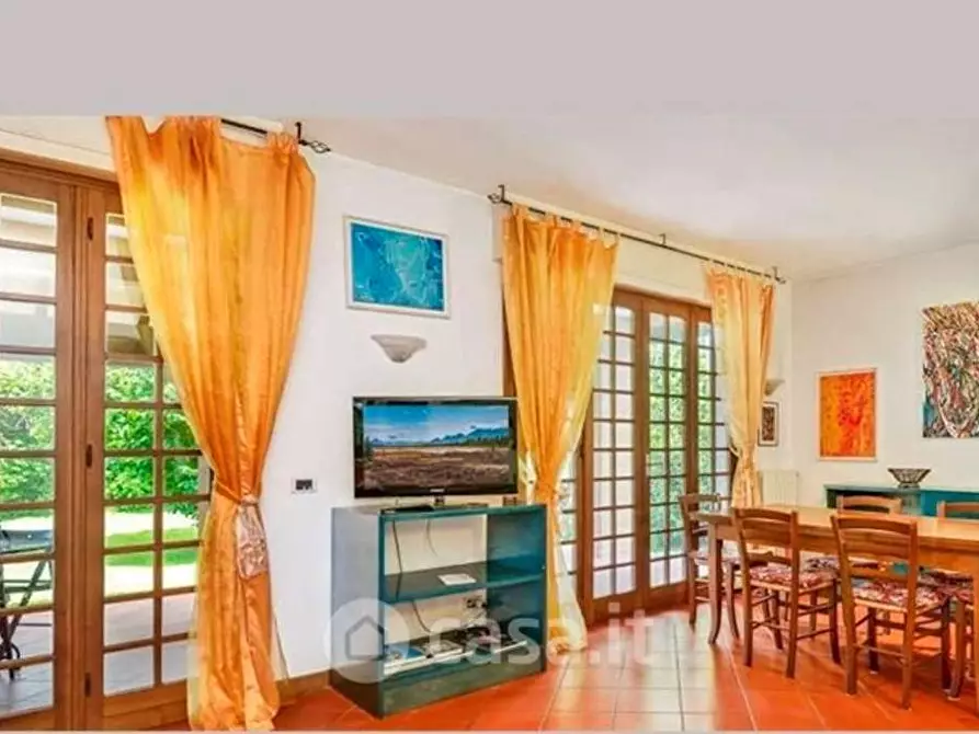 Immagine 8 di Villa in vendita  in Via Scassi carli a Forte Dei Marmi