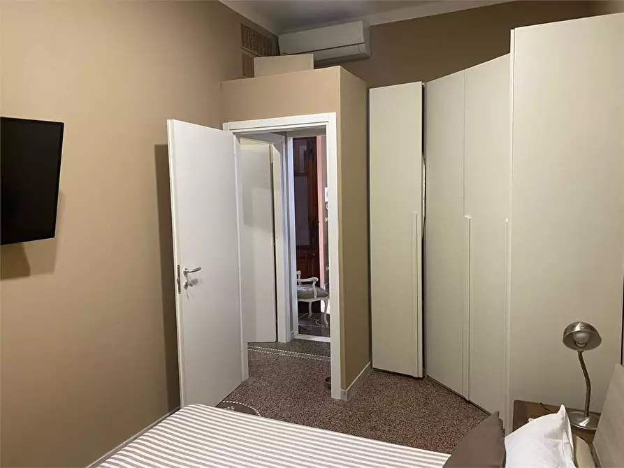 Immagine 15 di Casa indipendente in affitto  in Via Palestro a Forte Dei Marmi