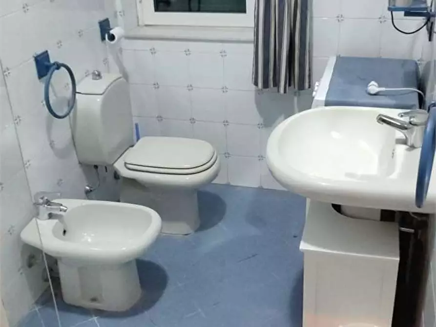 Immagine 12 di Appartamento in vendita  in Via D. Alighieri a Pietrasanta