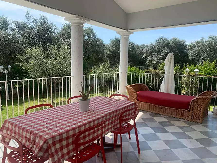 Immagine 3 di Casa bifamiliare in vendita  in Via G.Paisiello a Pietrasanta