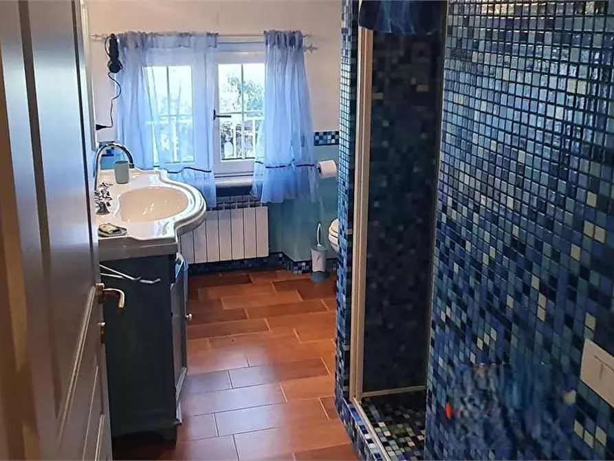Immagine 11 di Casa bifamiliare in vendita  in Via G.Paisiello a Pietrasanta
