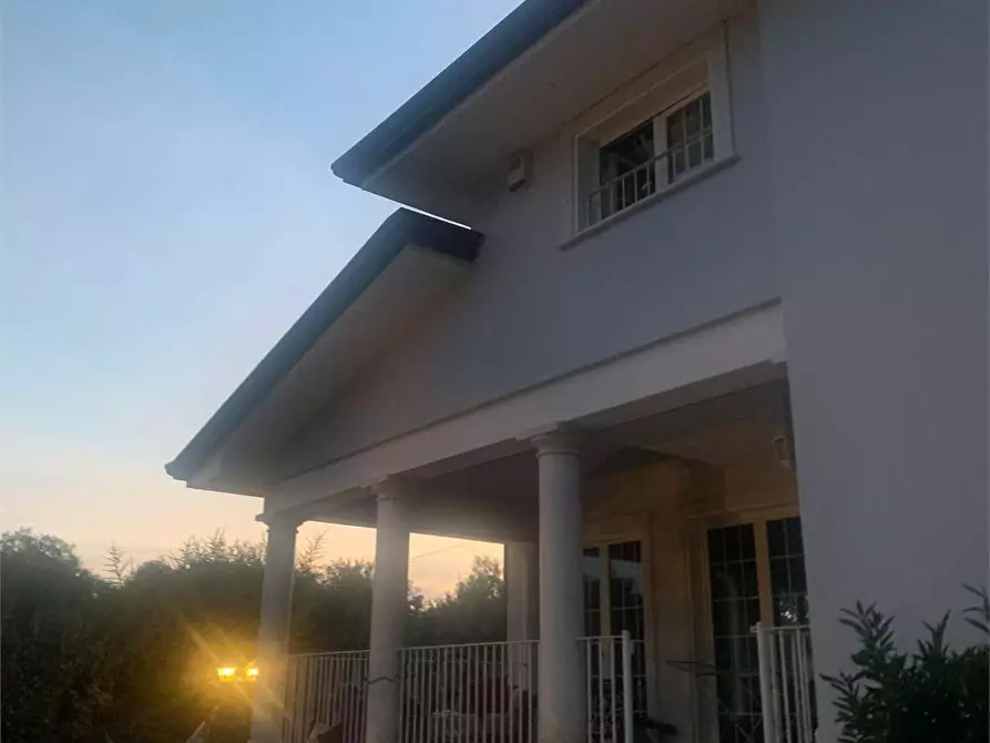Immagine 17 di Casa bifamiliare in vendita  in Via G.Paisiello a Pietrasanta