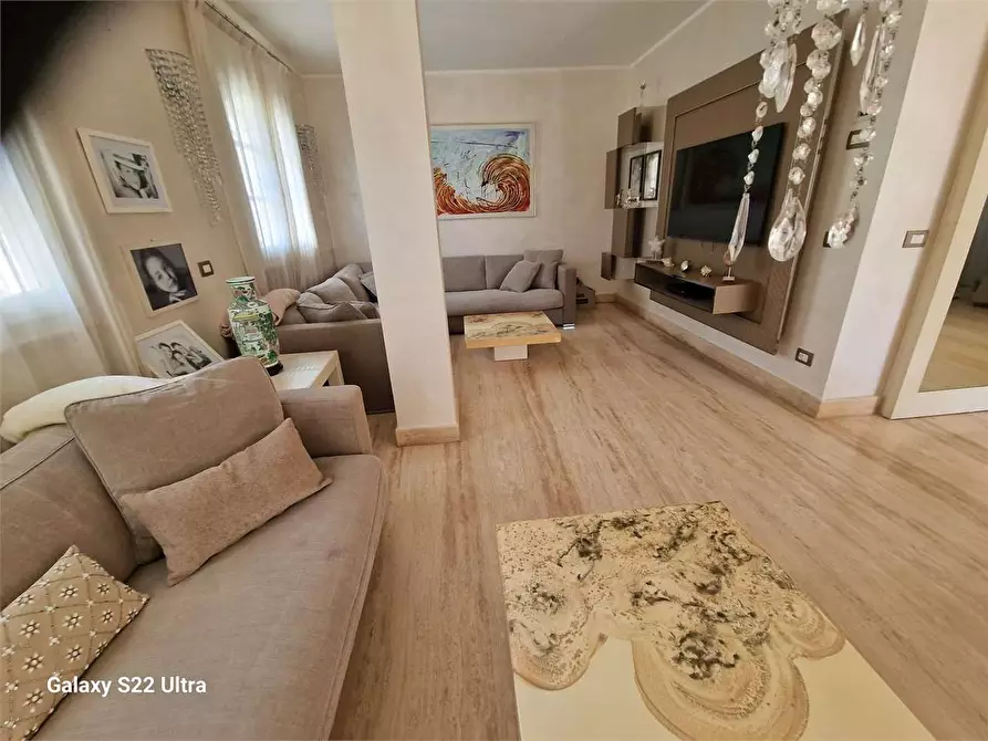 Immagine 8 di Villa in affitto  in Via B.Croce a Forte Dei Marmi