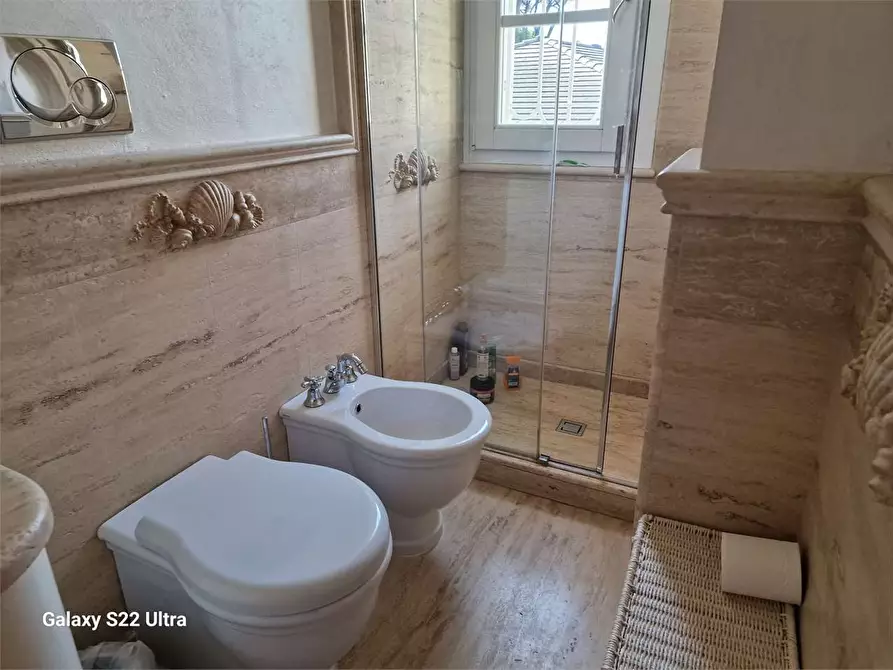 Immagine 22 di Villa in affitto  in Via B.Croce a Forte Dei Marmi
