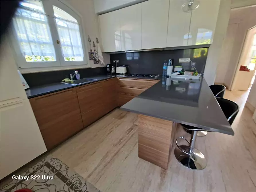 Immagine 13 di Villa in affitto  in Via B.Croce a Forte Dei Marmi