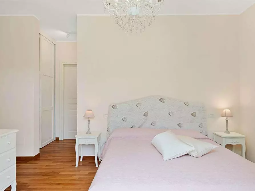 Immagine 12 di Villa in affitto  in Viale Apua a Pietrasanta