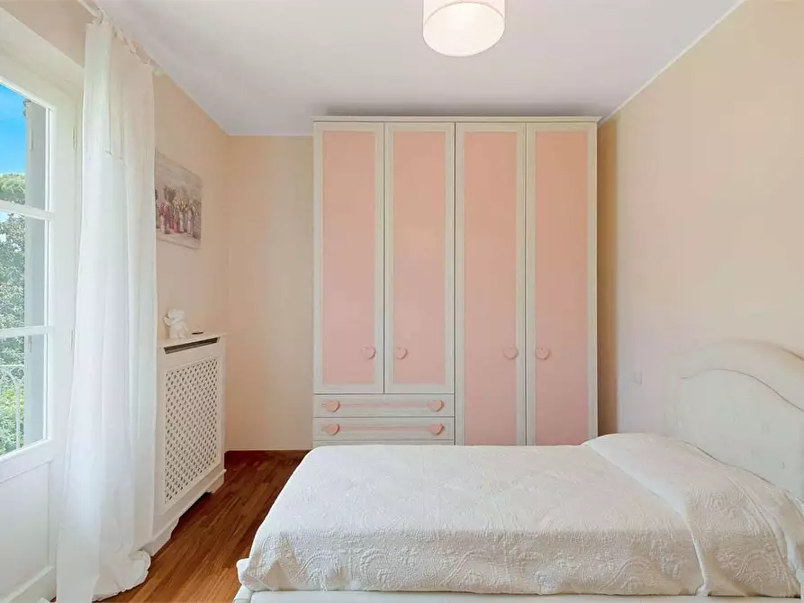 Immagine 11 di Villa in affitto  in Viale Apua a Pietrasanta