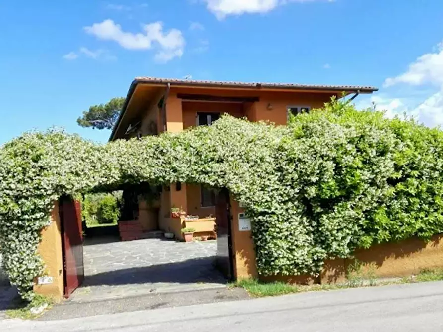 Immagine 23 di Villa in vendita  in Via Viner a Forte Dei Marmi