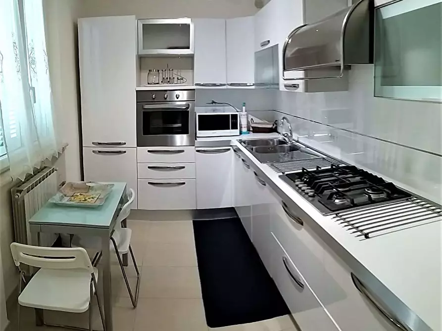 Immagine 8 di Villa in affitto  in Via Roma a Forte Dei Marmi