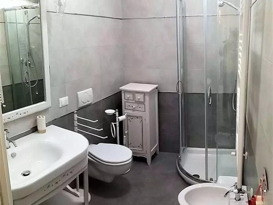 Immagine 11 di Villa in affitto  in Via Roma a Forte Dei Marmi