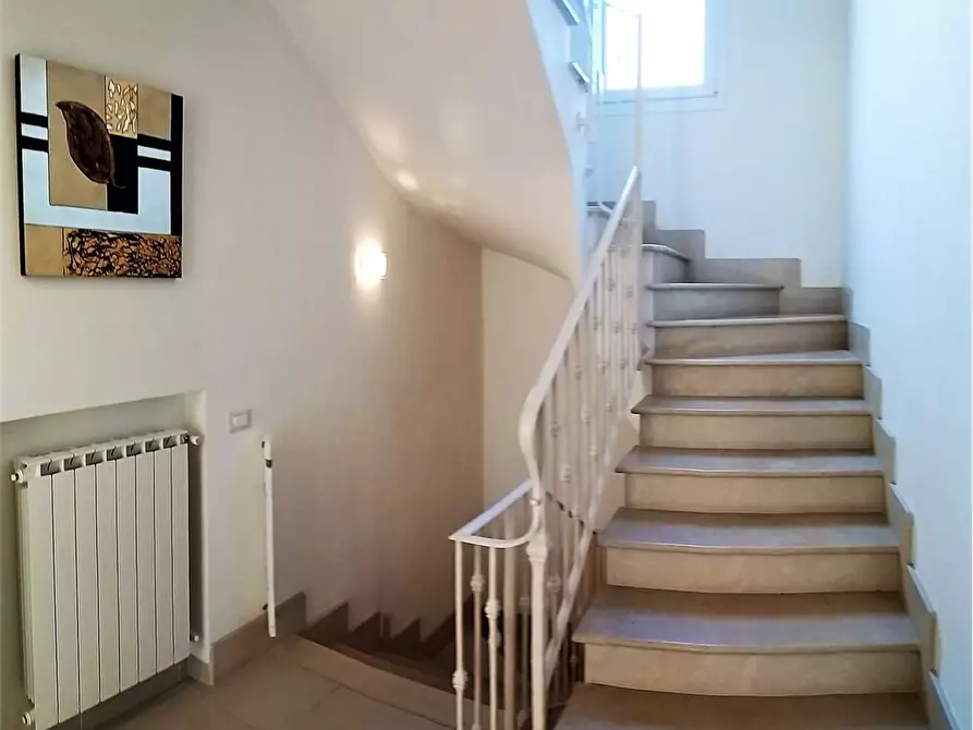 Immagine 6 di Villa in affitto  in Via Roma a Forte Dei Marmi