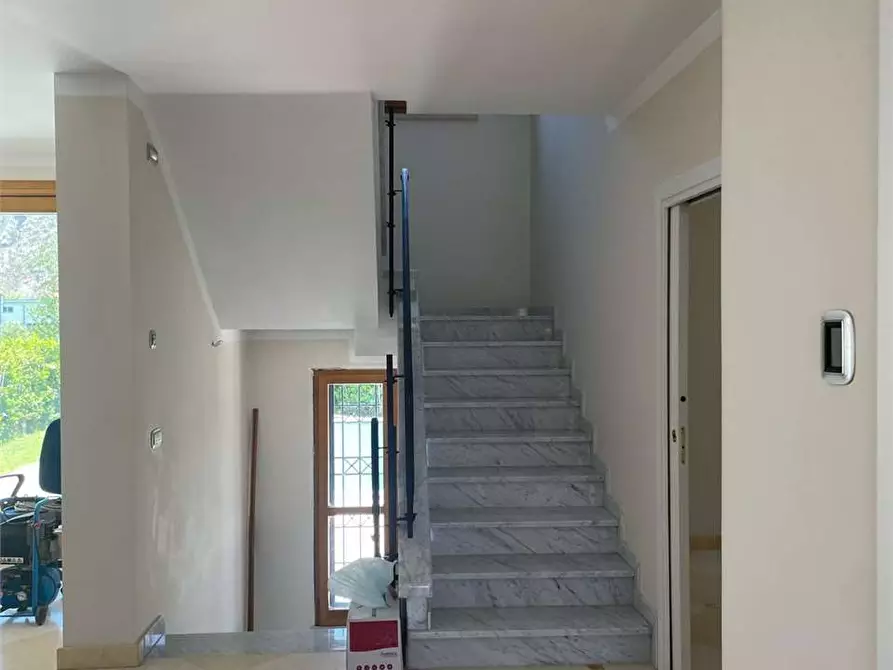 Immagine 50 di Villa in affitto  in via Romana a Montignoso