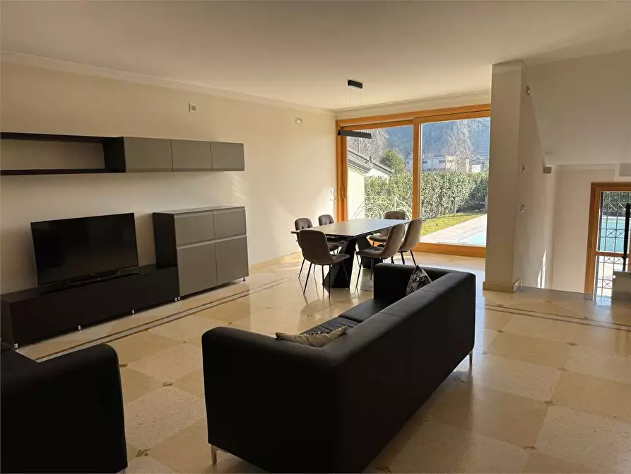 Immagine 9 di Villa in affitto  in via Romana a Montignoso