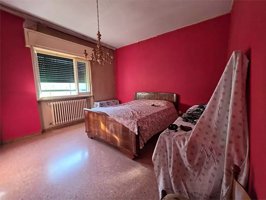 Immagine 26 di Casa indipendente in vendita  in Via Trento a Seravezza