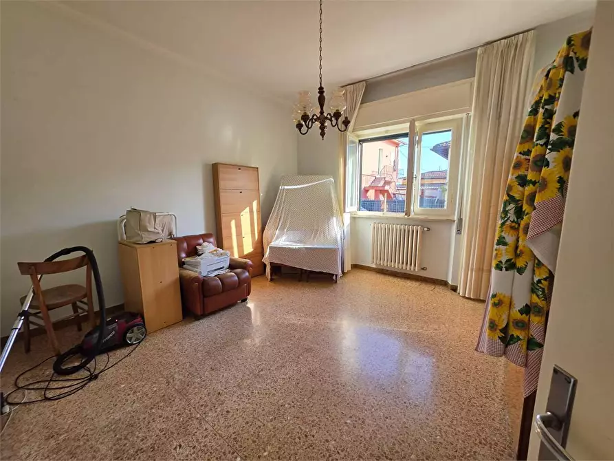 Immagine 28 di Casa indipendente in vendita  in Via Trento a Seravezza