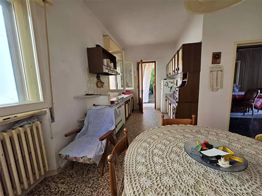Immagine 13 di Casa indipendente in vendita  in Via Trento a Seravezza