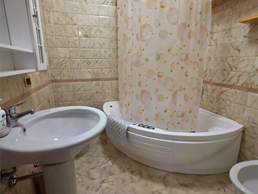 Immagine 25 di Attico in vendita  in Via Ragazzi del 99 a Seravezza