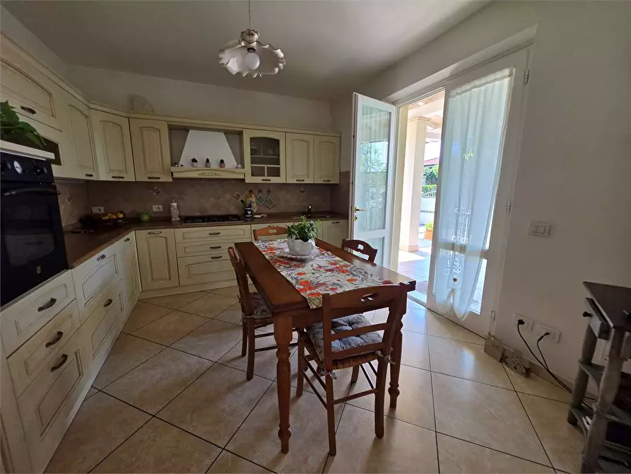 Immagine 24 di Villa in vendita  in Via Tremaiola a Pietrasanta