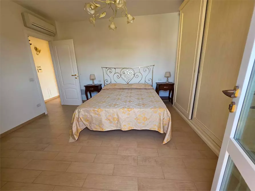 Immagine 37 di Villa in vendita  in Via Tremaiola a Pietrasanta