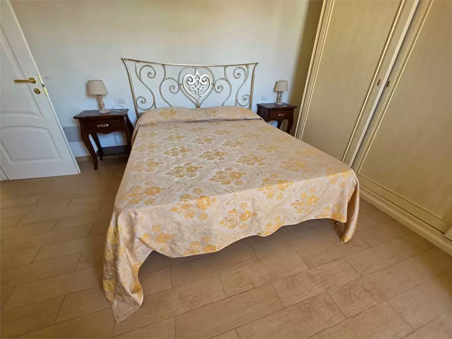 Immagine 39 di Villa in vendita  in Via Tremaiola a Pietrasanta