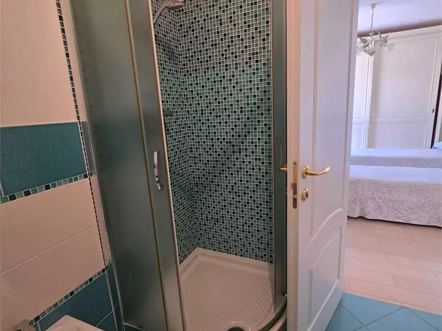 Immagine 43 di Villa in vendita  in Via Tremaiola a Pietrasanta