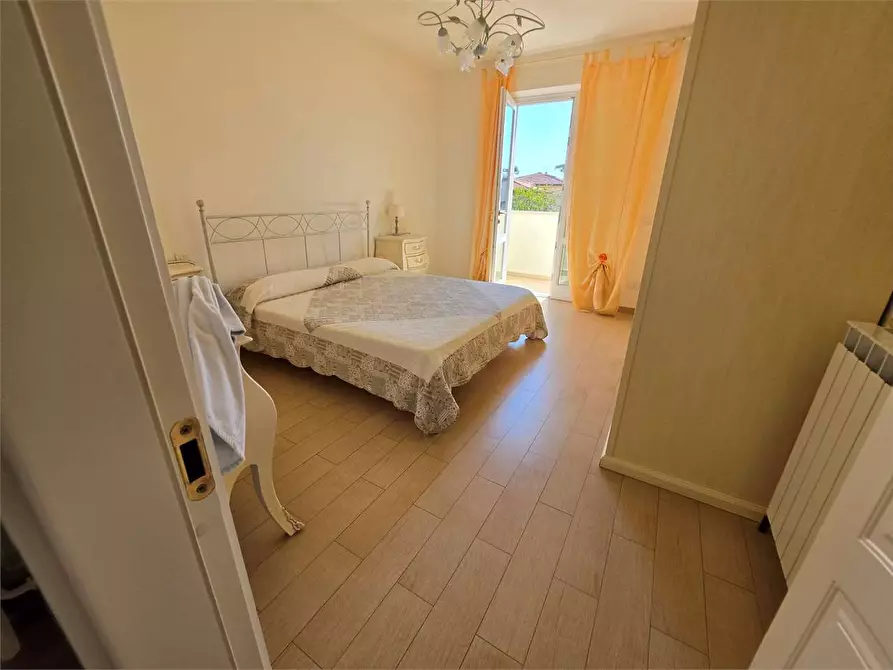 Immagine 46 di Villa in vendita  in Via Tremaiola a Pietrasanta