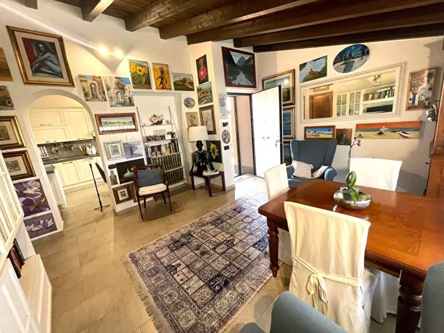 Immagine 1 di Casa bifamiliare in vendita  in Via Fosso Petroso a Anguillara Sabazia