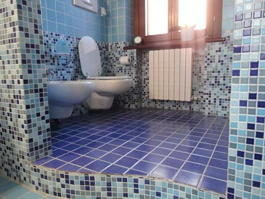 Immagine 18 di Casa indipendente in vendita  in VIA MARCONI a Castelfidardo