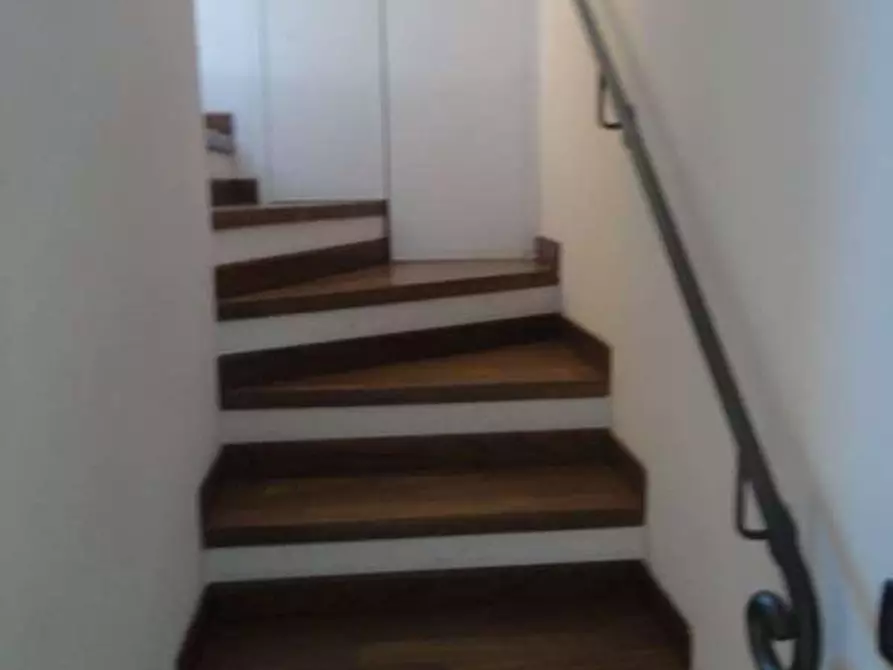 Immagine 9 di Casa indipendente in vendita  in VIA MARCONI a Castelfidardo