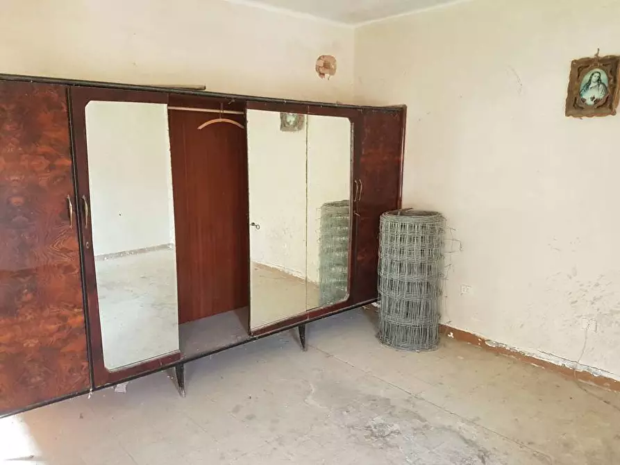 Immagine 6 di Rustico / casale in vendita  in VIA SAN VALENTINO a Osimo