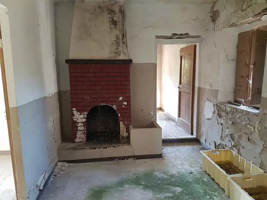 Immagine 9 di Rustico / casale in vendita  in VIA SAN VALENTINO a Osimo