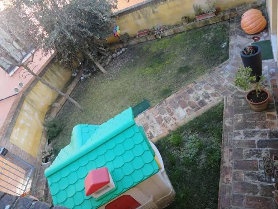 Immagine 21 di Trilocale in vendita  in VIA MARCONI a Castelfidardo