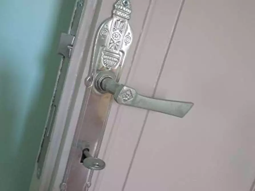 Immagine 21 di Stabile in vendita  in via iv novembre a Castelfidardo